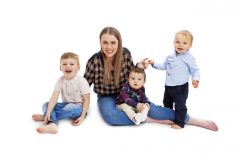 Ian-Robinson-Photography-Studio-Family-Photographers-Childrens-Photographer-_0214